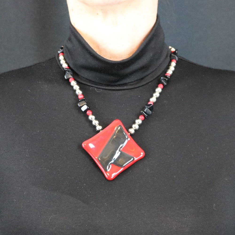 Necklace, brooch, earring set